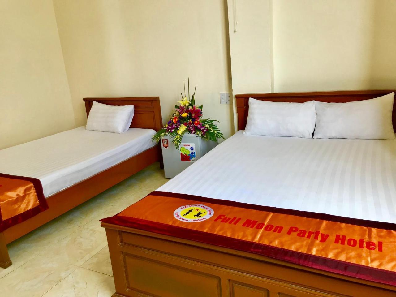 Full Moon Party Hotel Hai Phong Eksteriør billede